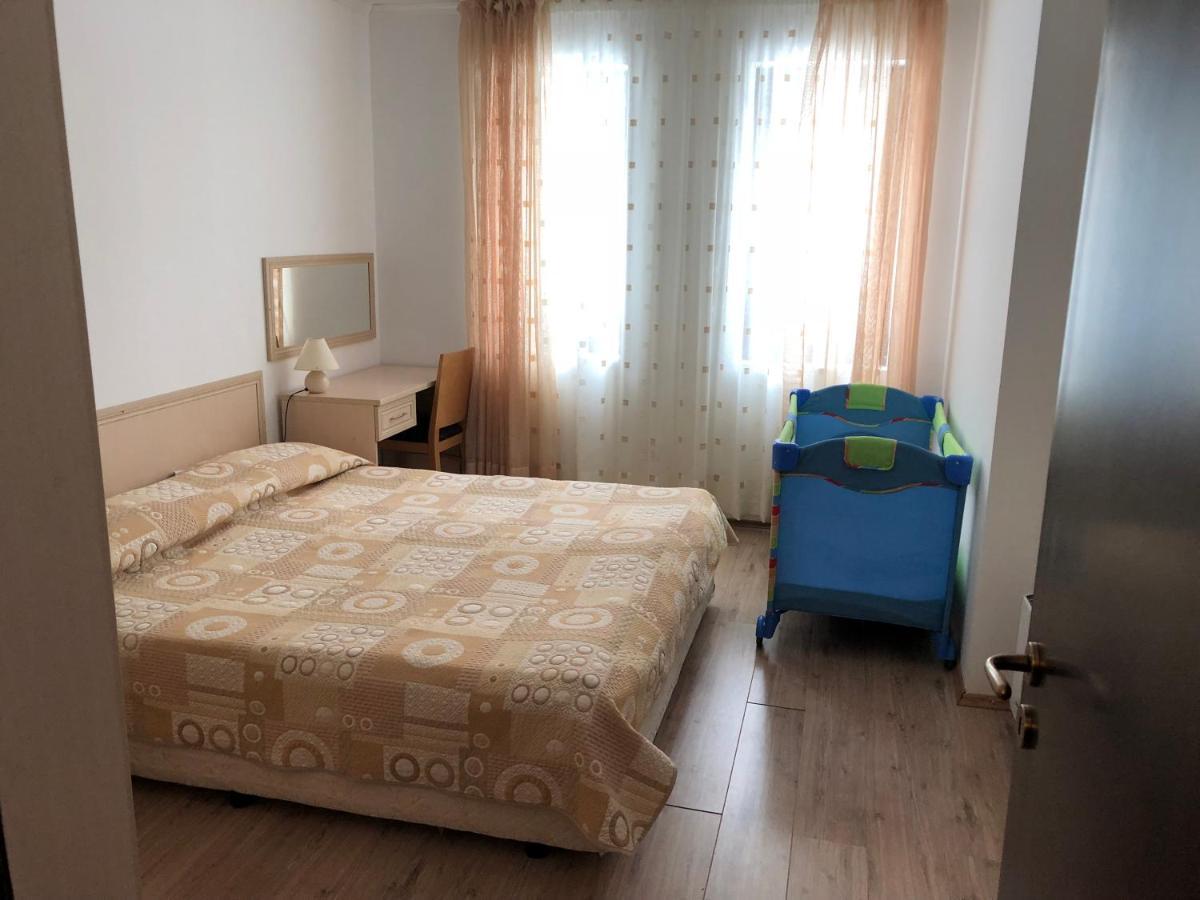 Апартамент В Хотел Стената, Пампорово Lejlighed Smolyan Eksteriør billede